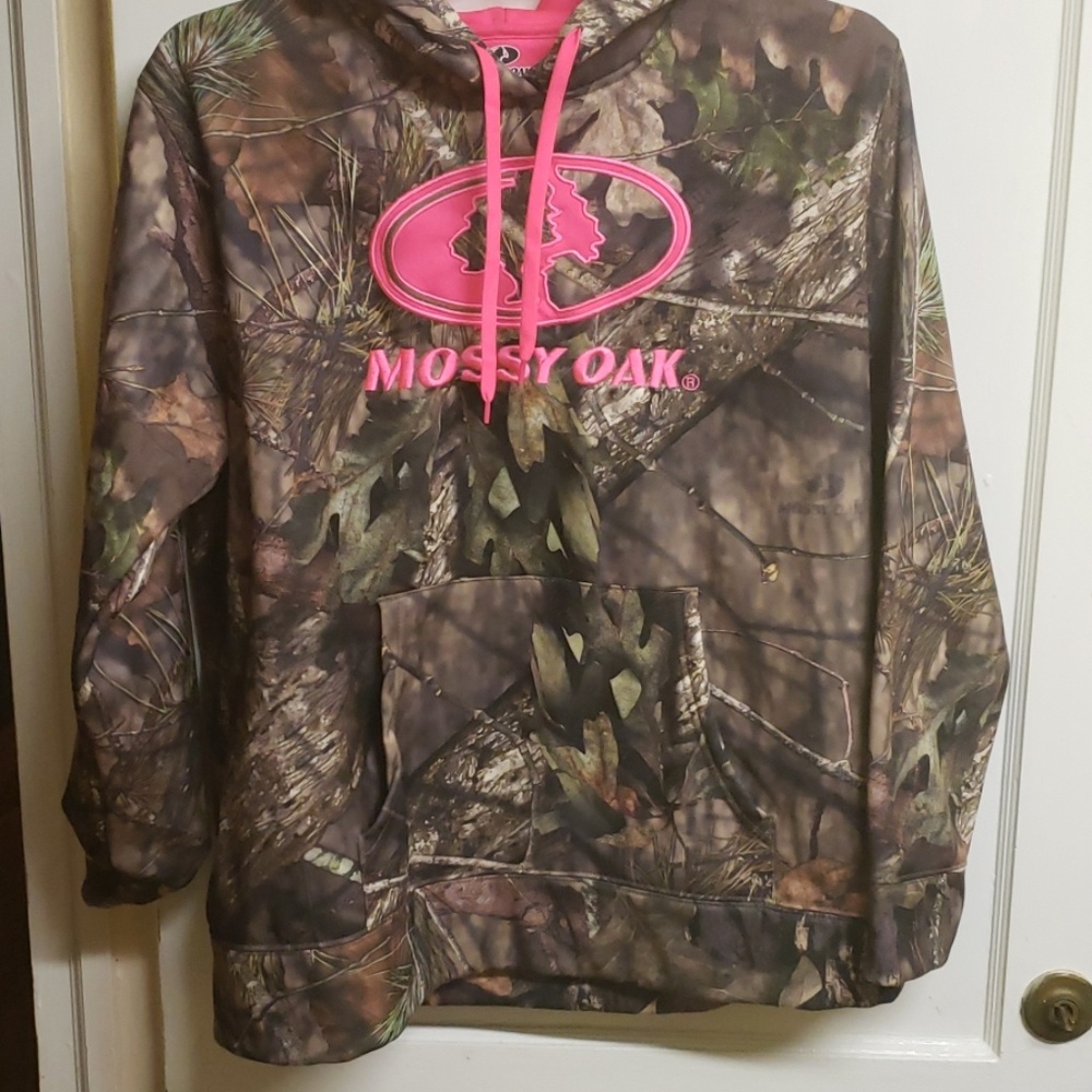 Mossy Oak Hoodie (Great Shape)